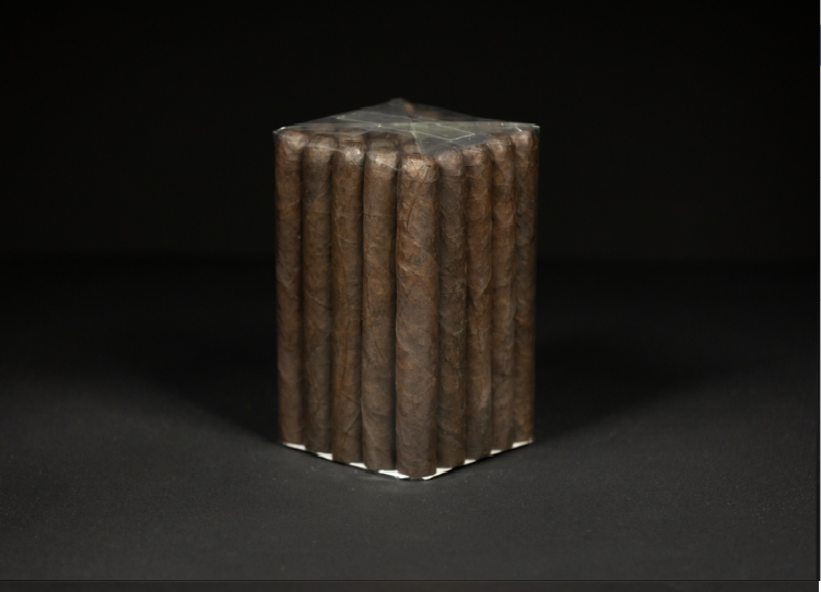 Toro 6 x 52 Maduro Long Filler