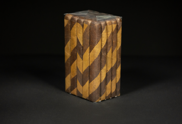 Gordo 7 x 60 box-pressed double wrapper long filler – premium handmade Nicaraguan cigars from Soles Cigars
